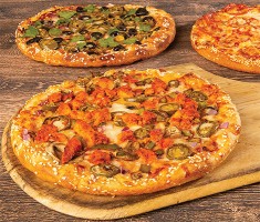 3 Medium Pizzas